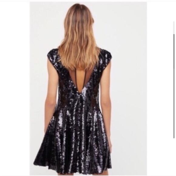 Free People Dance Til Dawn Sequin Mini Dress Size Medium - Picture 2 of 9